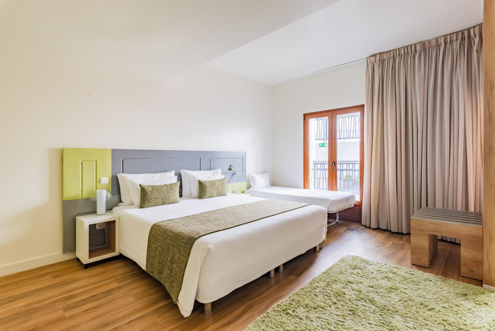 Porta Da Arrabida Suites Palmela Luaran gambar